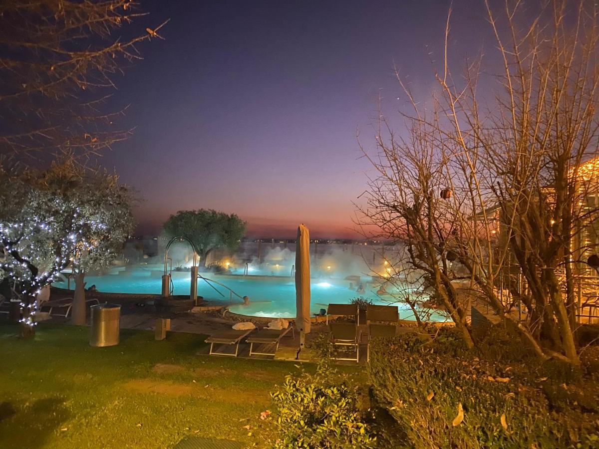 Catullo Apartments Sirmione Buitenkant foto
