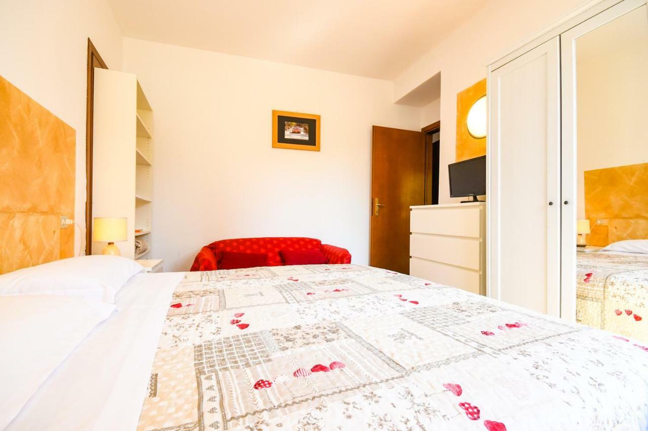 Catullo Apartments Sirmione Buitenkant foto